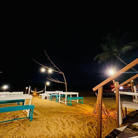 Miracles Beach Galle Exteriör bild